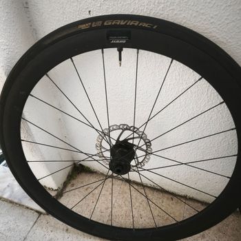 Giant, Rodas