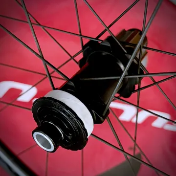 Used Fulcrum Wind 40 DB bike — image 8 of 24