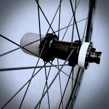 Used Fulcrum Wind 40 DB bike — image 4 of 24