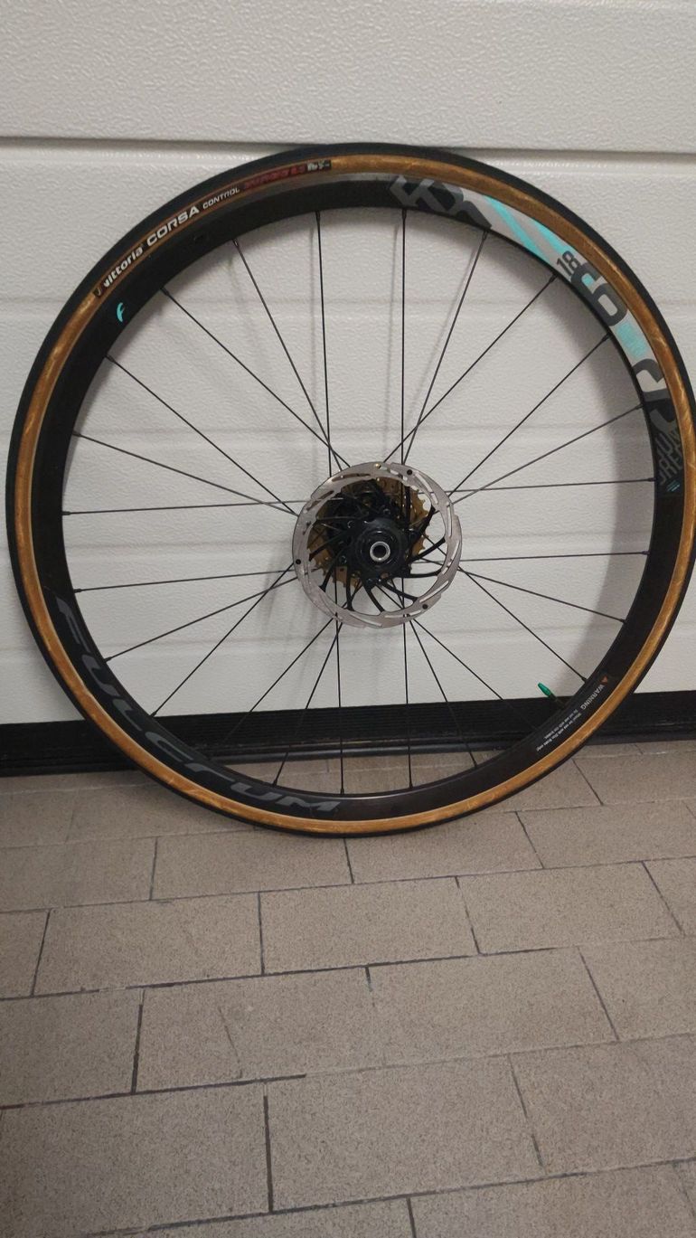 Used Fulcrum Racing 6 DB Wheelset 2022 bike — image 4 of 6
