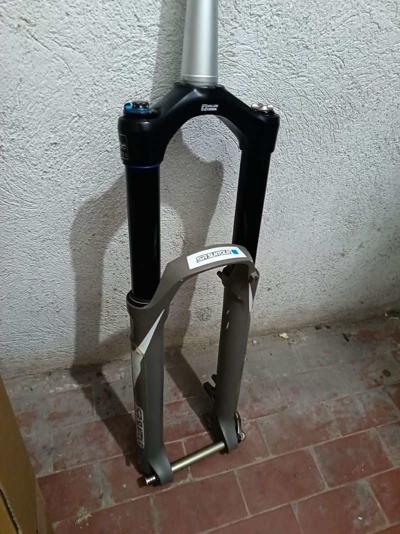Używany Sr Suntour Durolux EQ Fork 2022 Fork