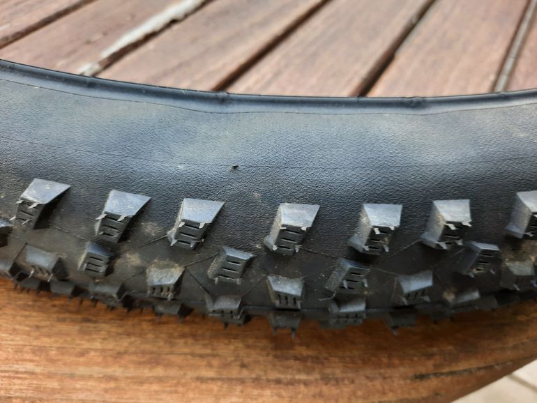 Used Schwalbe Rocket Ron 26" bike — image 2 of 3