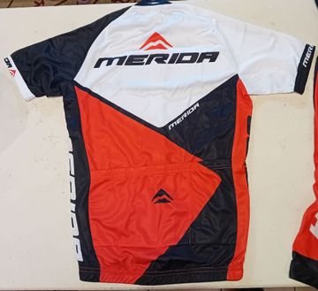 Used Merida divisa bike — image 3 of 6