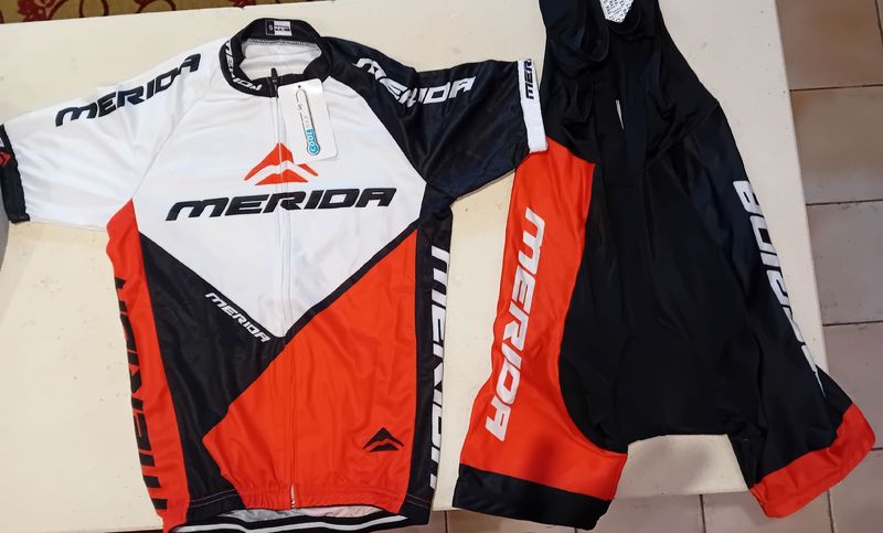 Used Merida divisa bike — image 6 of 6