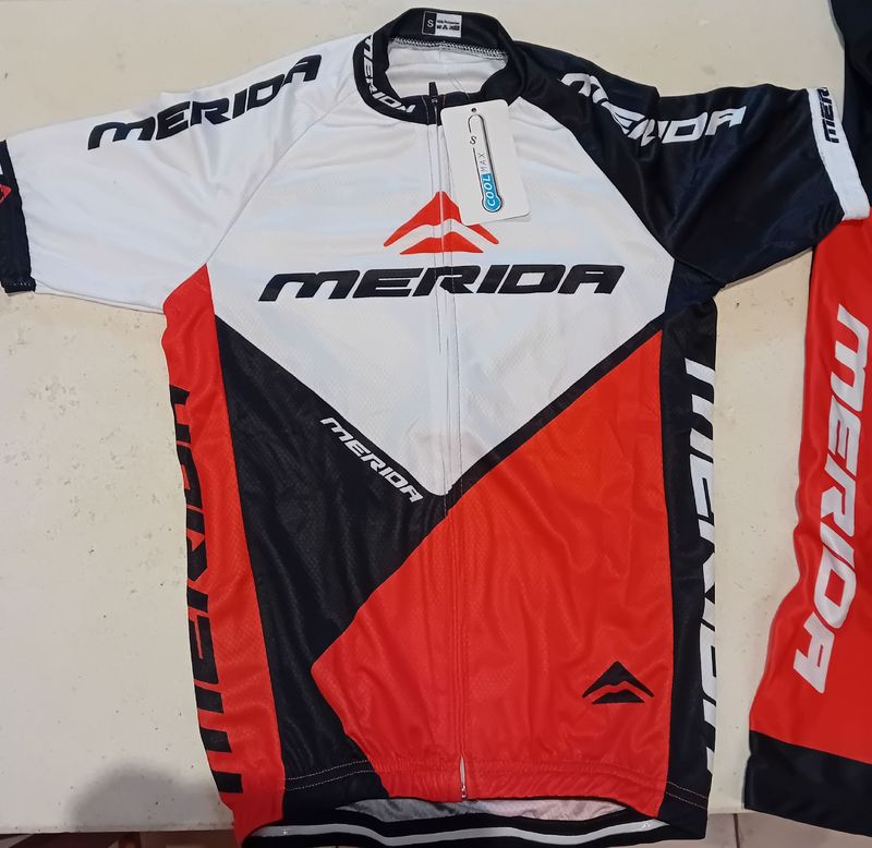 Used Merida divisa bike — image 2 of 6