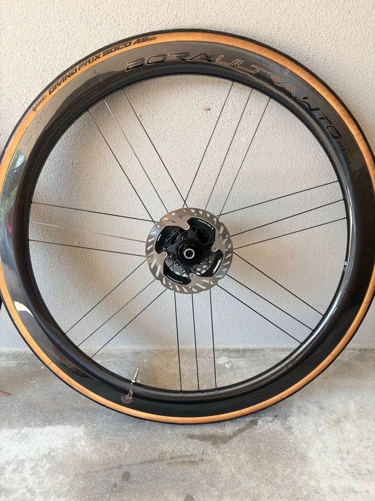 Used Campagnolo Bora Ultra WTO 45 2025 bike — image 5 of 7