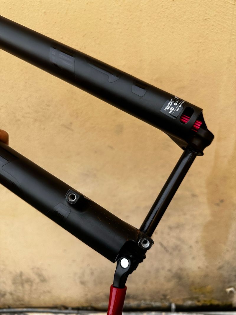 Gebrauchtes Fox 32 Float Rhythm Grip 3-Position 110mm 2025 bike — Bild 5 von 5