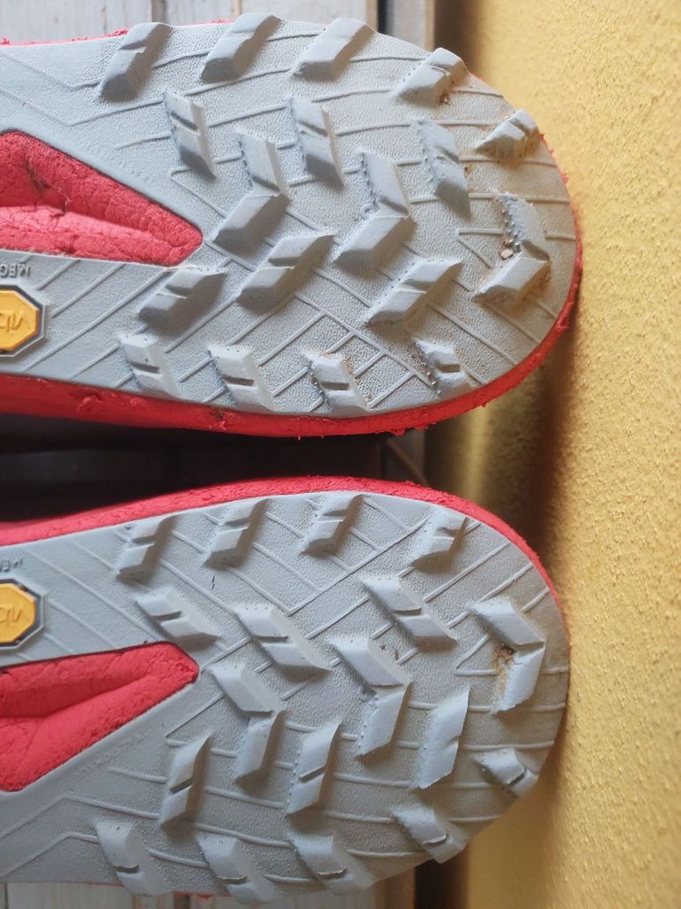 Used Hoka Zinal Trail Running Shoes bike — image 4 of 8