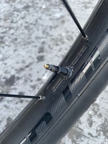 Used Syncros Silverton 2.5 Wheelset 2025 bike — image 9 of 10
