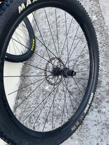 Used Syncros Silverton 2.5 Wheelset 2025 bike — image 10 of 10