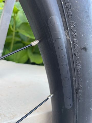 Used Syncros Silverton 2.5 Wheelset 2025 bike — image 4 of 10