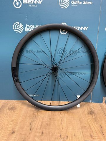 Gebrauchtes Syncros Capital 1.0 35 Disc Wheelset 2024 bike — Bild 2 von 11