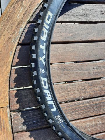 Brugt Schwalbe Dirty Dan Tire bike — billede 1 af 4