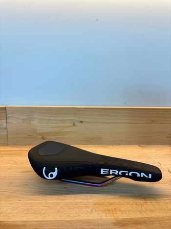 Ergon, Selle