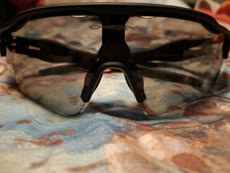 Used Oakley Occhiali Radar EV Path con lenti polarizzate bike — image 6 of 6