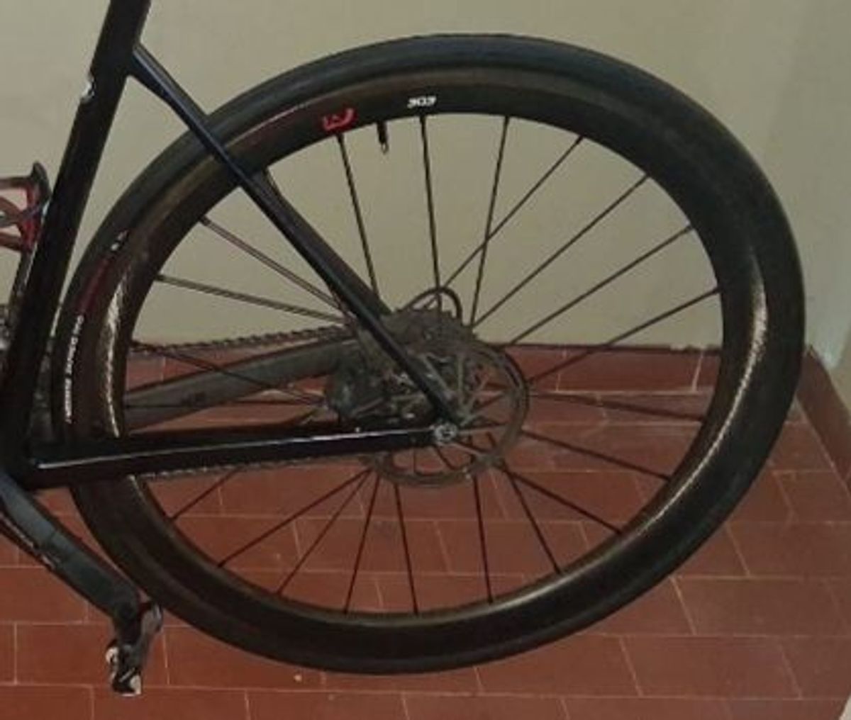 Zipp 303 Firecrest Tubeless Disc-brake | buycycle