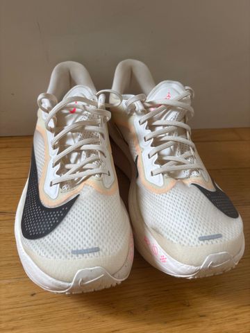 Nike fly Running Shoes d'occasion