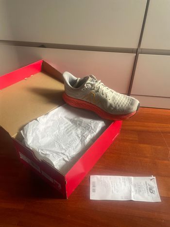 Used New Balance Fresh Foam X 1080 V12 2024 bike — image 4 of 4