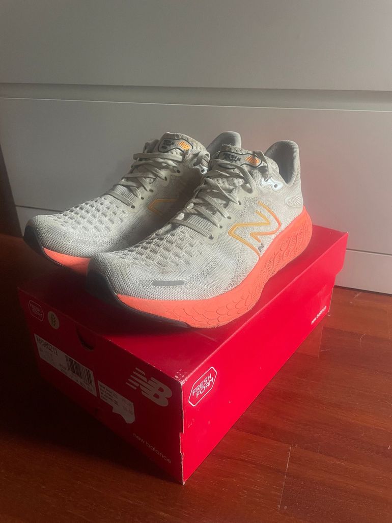 Used New Balance Fresh Foam X 1080 V12 2024 bike — image 1 of 4