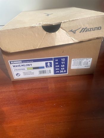 Used Mizuno Wave Mujin 9 2024 bike — image 5 of 6