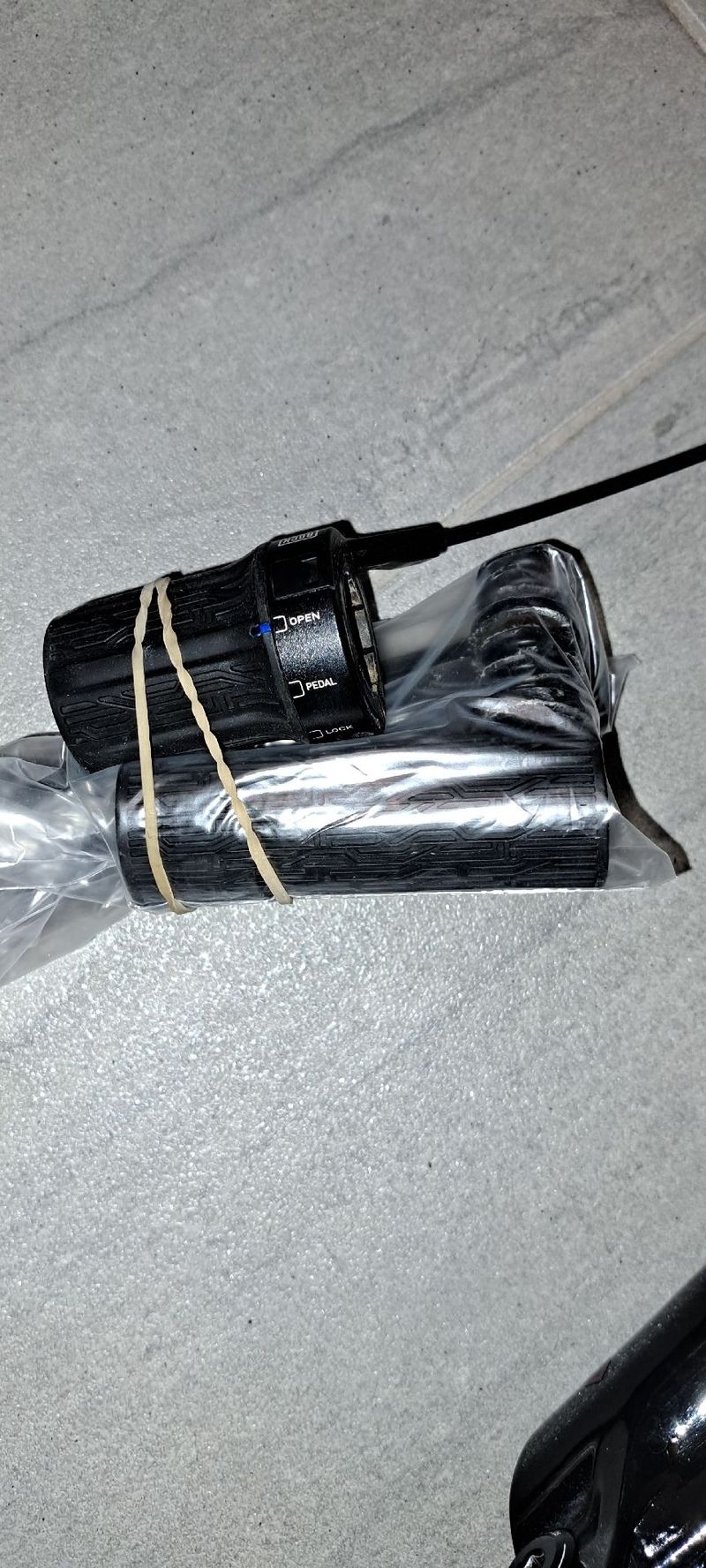 Used RockShox Front Fork 2025 bike — image 6 of 7