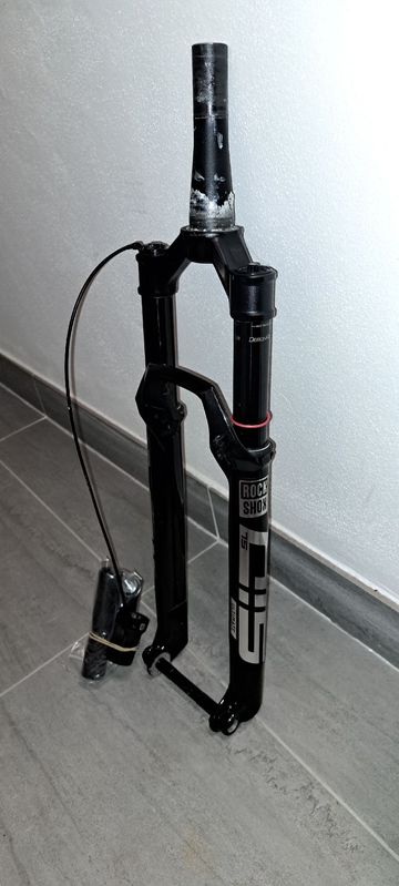 Used RockShox Front Fork 2025 bike — image 4 of 7