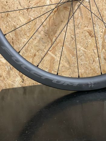 Used Fulcrum Carbon Wheelset 2024 bike — image 5 of 6