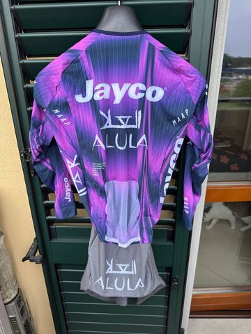 Used MAAP Jayco Alula 2025 bike — image 11 of 15