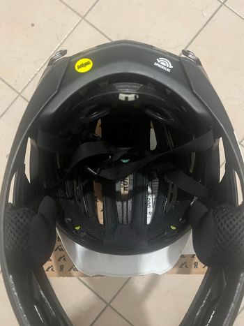 Used Bell Super Air R 2023 bike — image 5 of 6