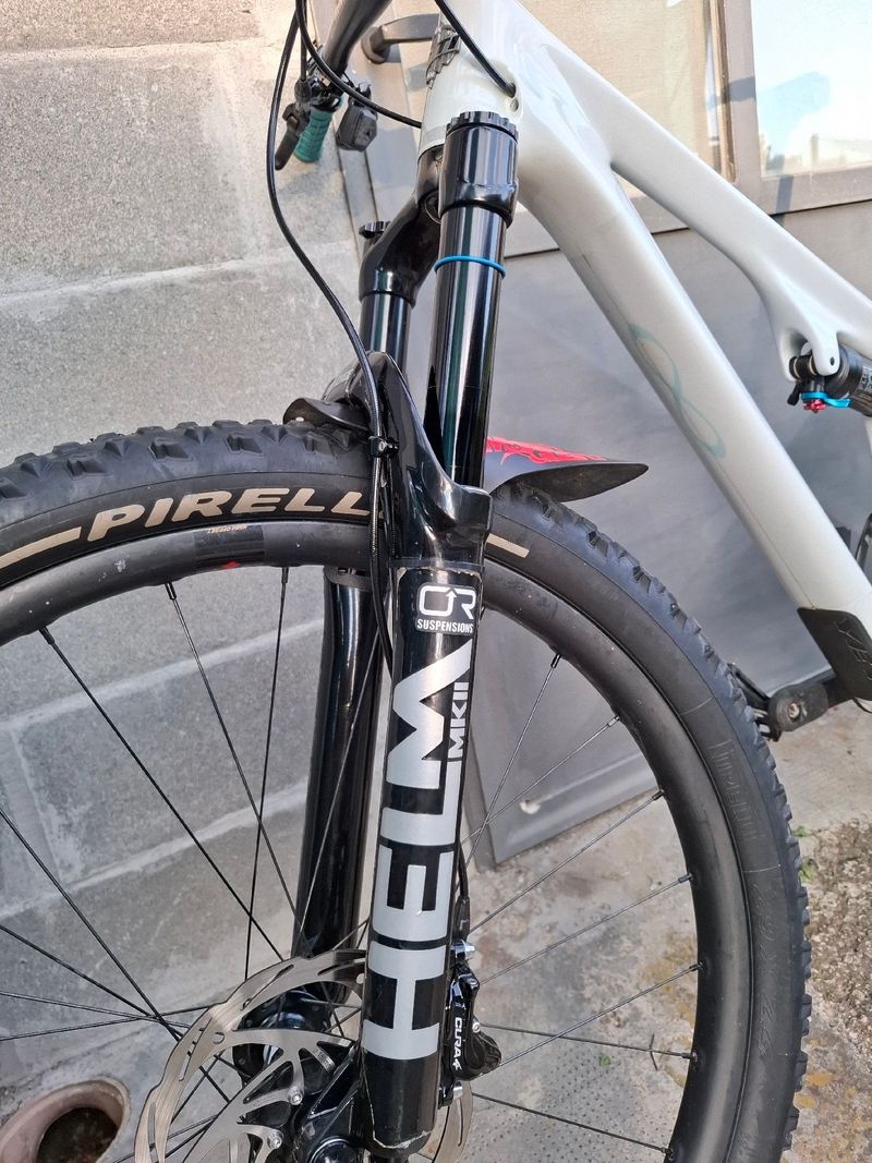 Cane Creek Helm Mark II air 2022 Fork usato