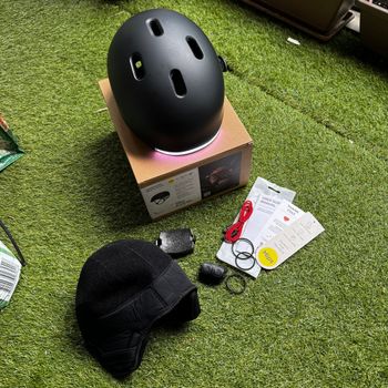Used LUMOS Nyxel MIPS Helmet bike — image 4 of 7