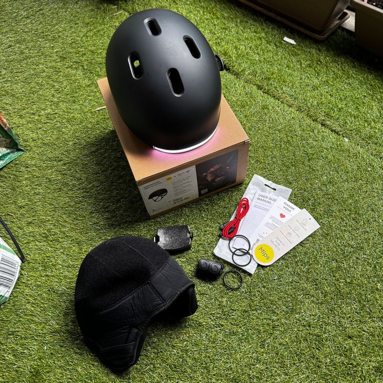Used LUMOS Nyxel MIPS Helmet bike — image 4 of 7