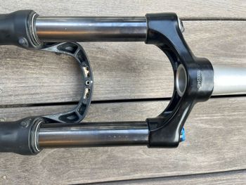 Used Sr Suntour xcr 34mm 2025 bike — image 8 of 12