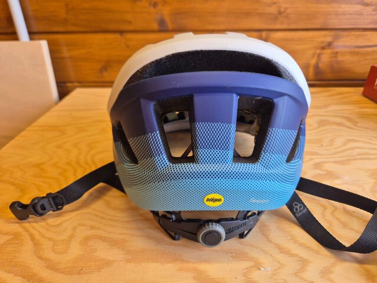 Used Smith Optics Session MIPS Helmet 2021 bike — image 4 of 6