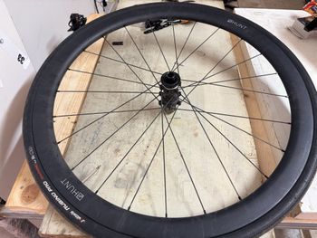 Used Hunt 40 Carbon Aero Disc 2023 bike — image 14 of 15