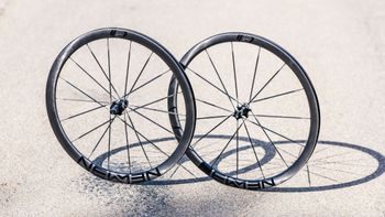 Newmen, Streem Climbing VONOA Wheelset