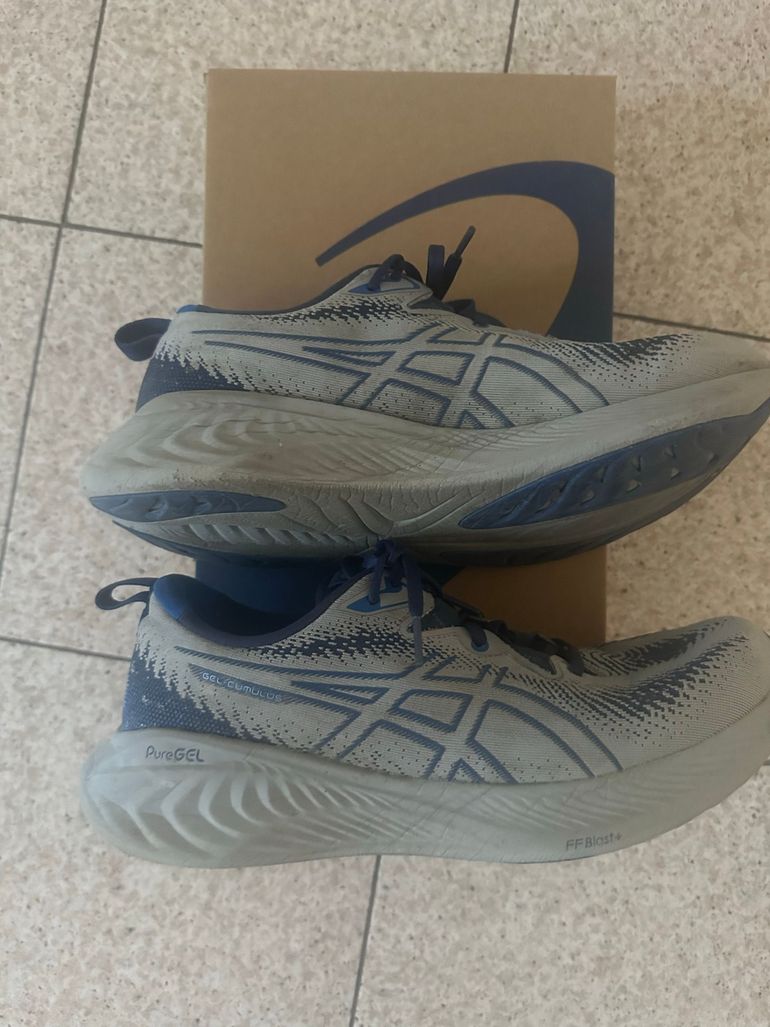 Used Asics cumulus 25 bike — image 4 of 5
