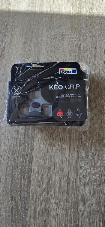 Look, Keo Grip Gray Cleats Set of 5 Pairs