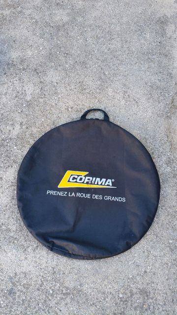 Used Corima 3 Spoke Front Wheel bike — image 4 of 4