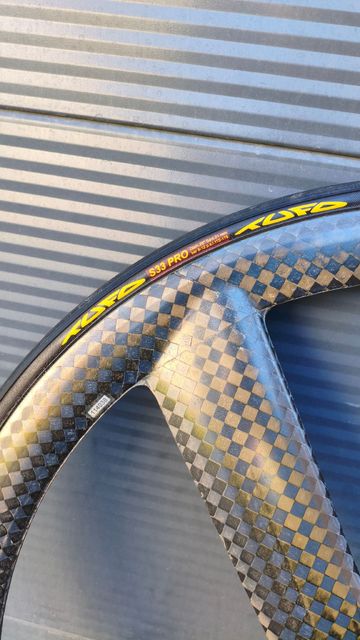Used Corima 3 Spoke Front Wheel bike — image 2 of 4