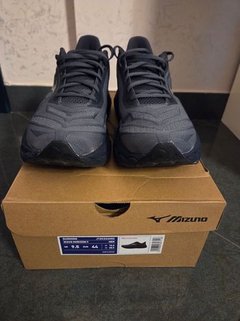 Used Mizuno Wave Horizon 9 2026 bike — image 2 of 6