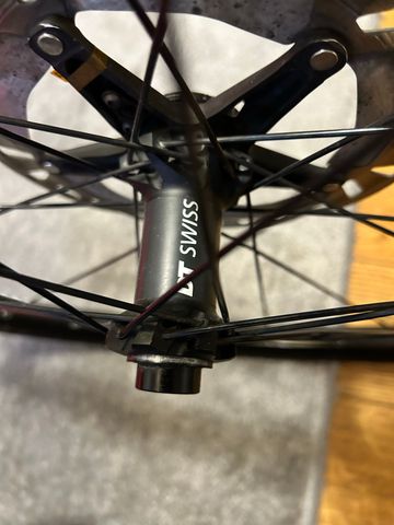 Brugt Dt Swiss E 1900 SPLINE 27.5 front bike — billede 3 af 5