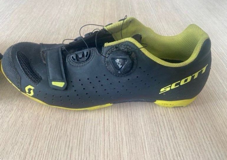 Used Scott MTB COMP BOA Noir et Jaune bike — image 3 of 7