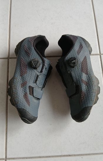 Used Giro Rincon 2025 bike — image 2 of 5