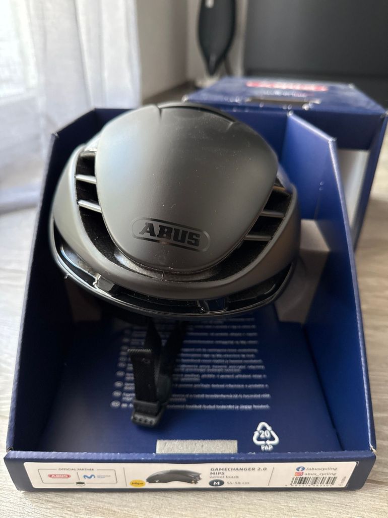 Used ABUS Casco Helmet 2025 bike — image 3 of 8