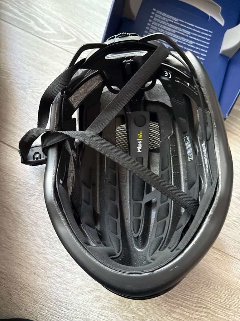 Used ABUS Casco Helmet 2025 bike — image 4 of 8