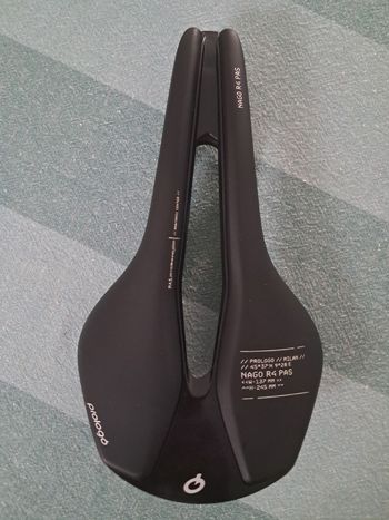 Prologo, Nago R4 PAS Saddle