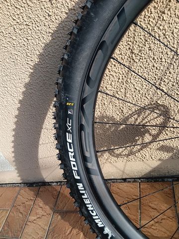 Used Roval Traverse 2023 bike — image 16 of 16