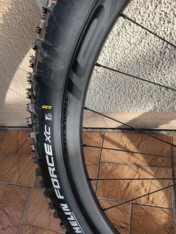 Used Roval Traverse 2023 bike — image 14 of 16