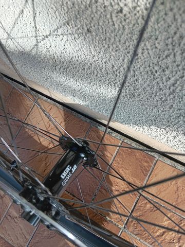 Used Roval Traverse 2023 bike — image 13 of 16